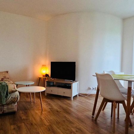 Appartement Cosy Жуе-ле-Тур Екстериор снимка